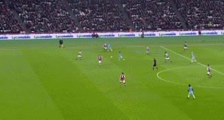 疯狂进球大战！西甲领头羊征服客场，豪取6连胜，领先皇马4分