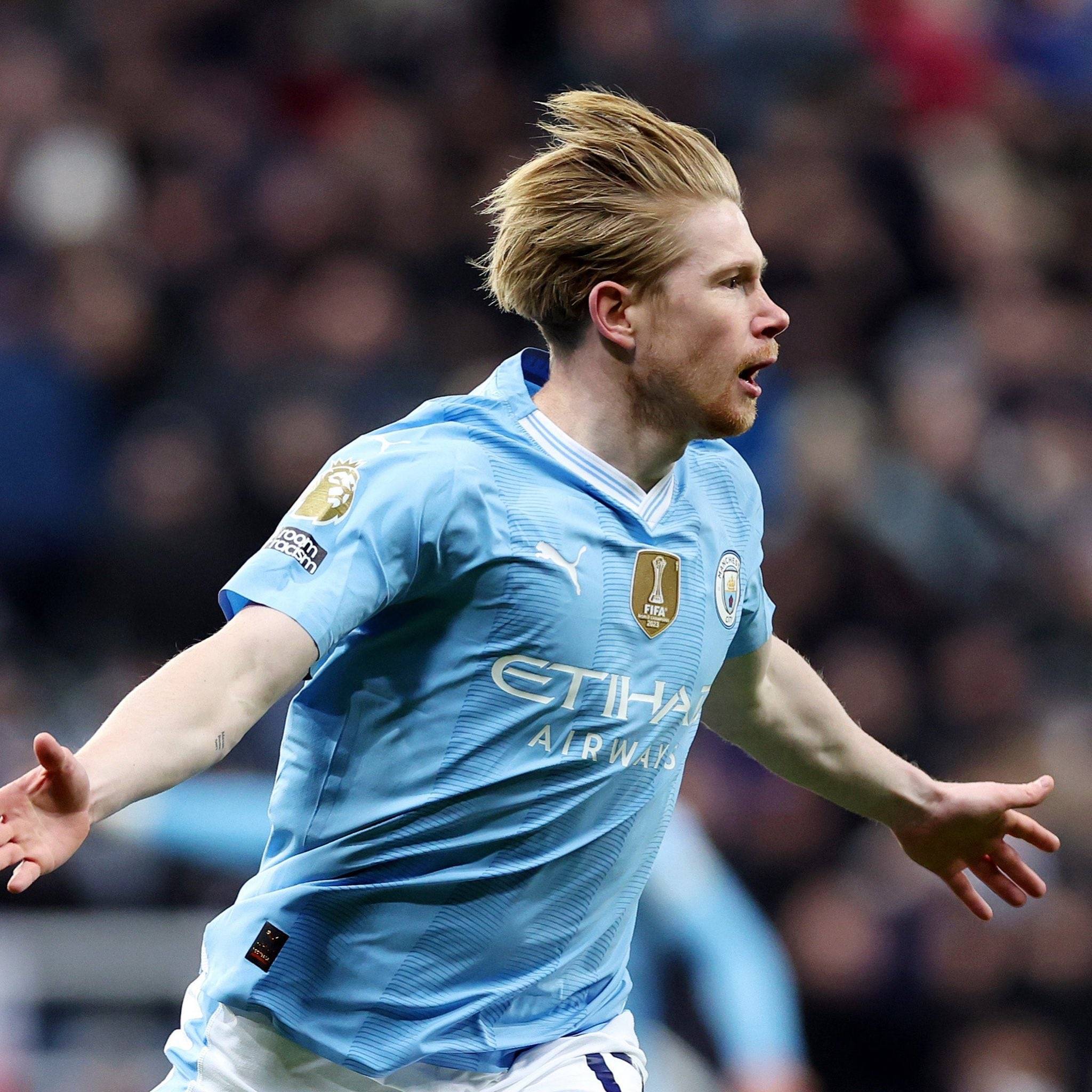 克里斯替补登场仅一分钟，就为我们扳平了比分！