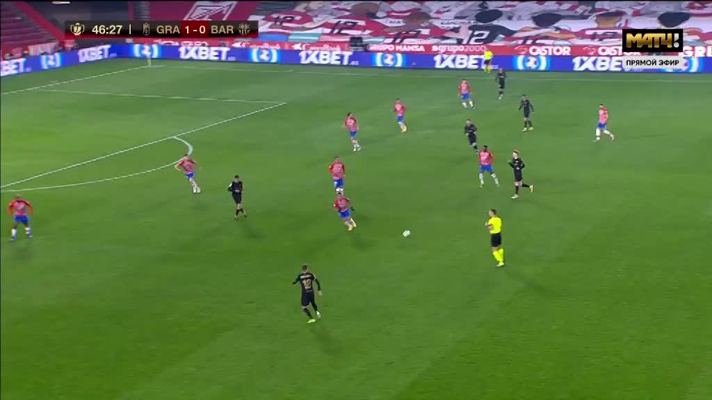 福登调侃小球迷：要这么多签名是不要拿去卖，赚了钱分我一半